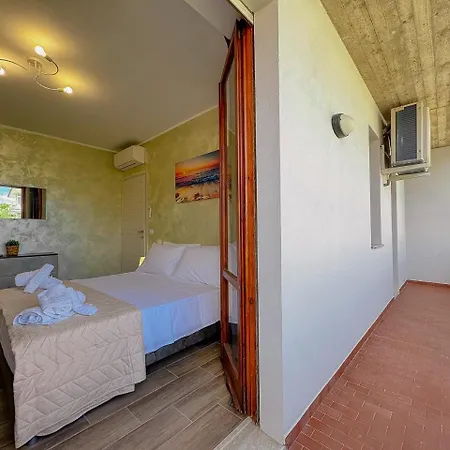 Near Marina & Promenade, Free Parking By Host Hero *
