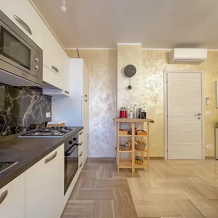 Near Marina & Promenade, Free Parking By Host Hero Apartamento