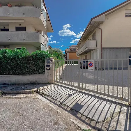 Near Marina & Promenade, Free Parking By Host Hero Apartamento